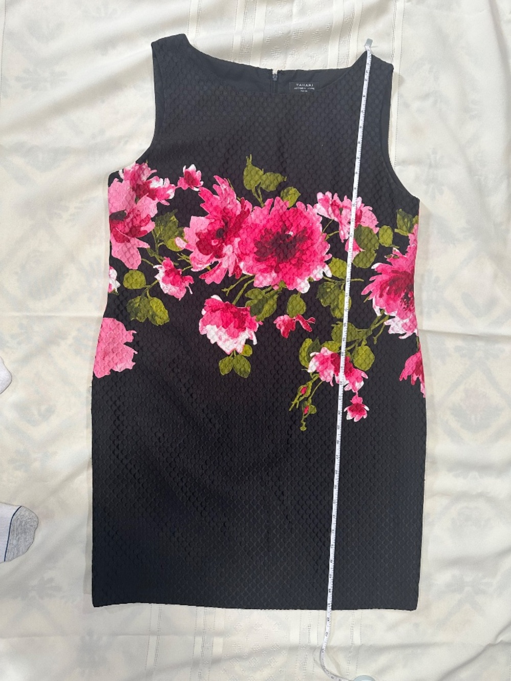 Tahari dress - Size 14P - Picture 3 of 6